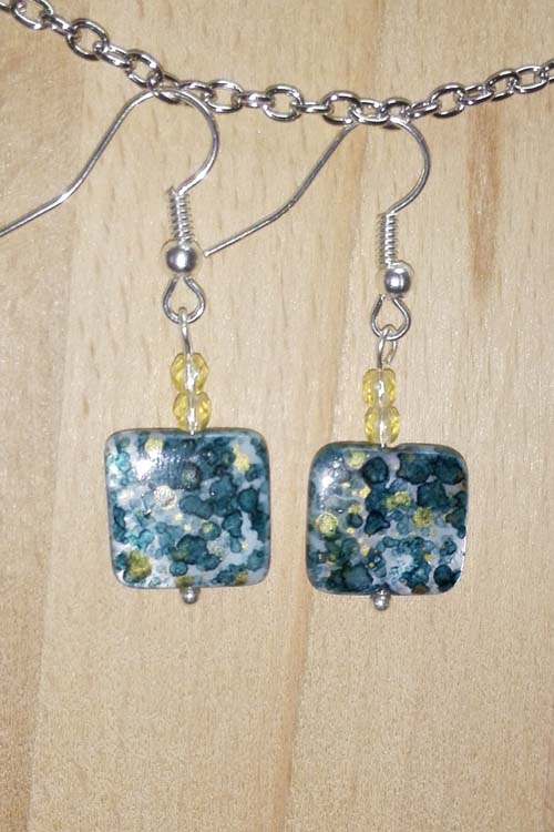 C0028 - Boucles d'oreilles assorties