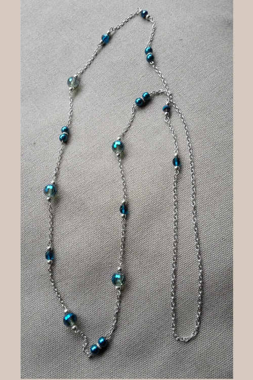 C0033 - Sautoir perles à reflets couleur Bleu Paon