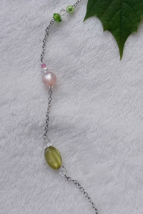 C0058 - Détails (perles en verre, perles magiques, perle givrée, Swarovsky, )
