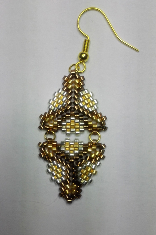 M0041 - Boucles d'oreilles tissées à l'aiguille