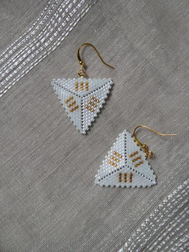 Boucles d'oreilles tisées à la main