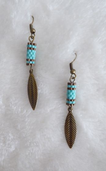M0057 - Boucles d'oreilles assorties