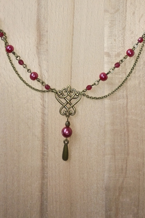 Z0008 - Collier style médieval