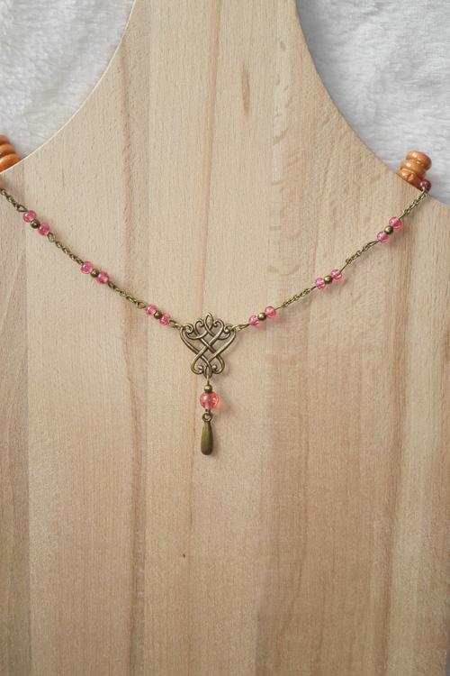 Z0007 collier medieval 1 1